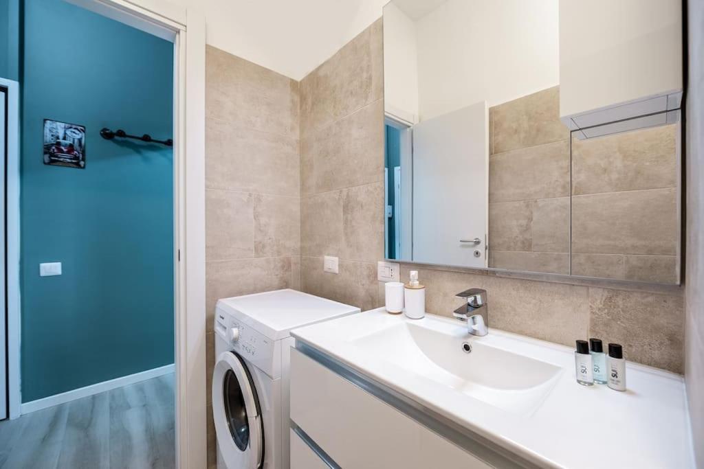 Linate Airport Elegant Suite,Tram 1 Minute Away Mailand Exterior foto